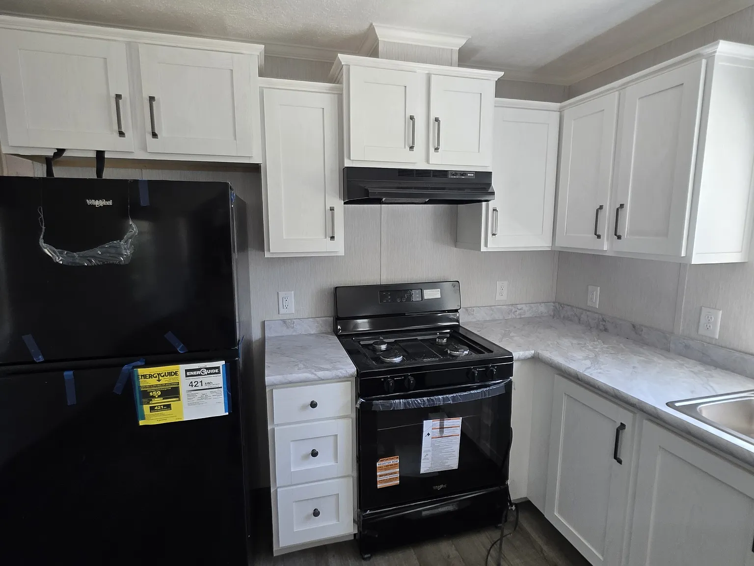 2 bed, 880 sqft, $2,000 — Photo 2
