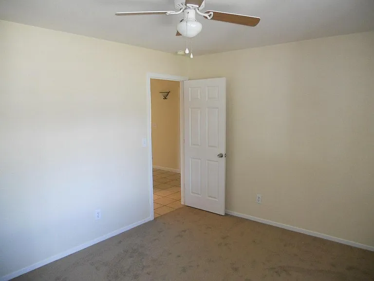 1236 Walnut Meadows Dr — Photo 12