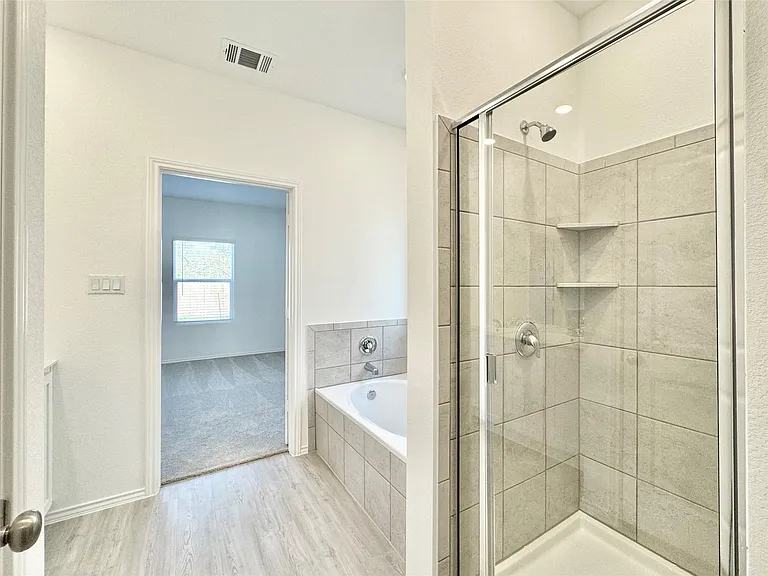 1316 Acorn Oak Dr — Photo 30