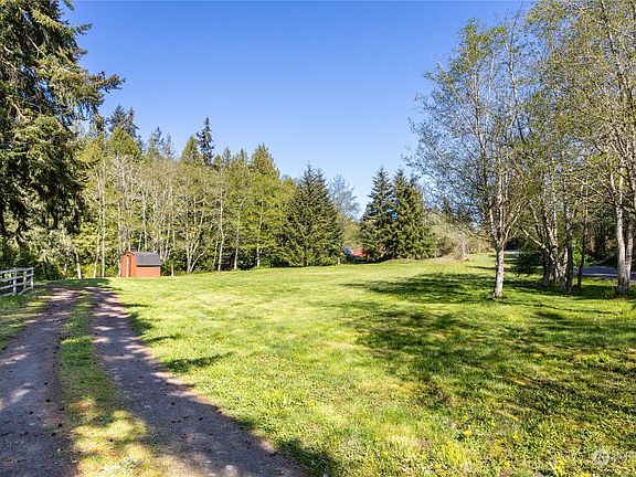 4th image of 38097 Hansville Drive NE