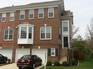 13044 Rose Petal Cir, Herndon, VA 20171