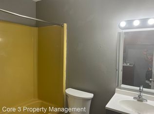 735 W Decatur St #27, Decatur, IL 62522