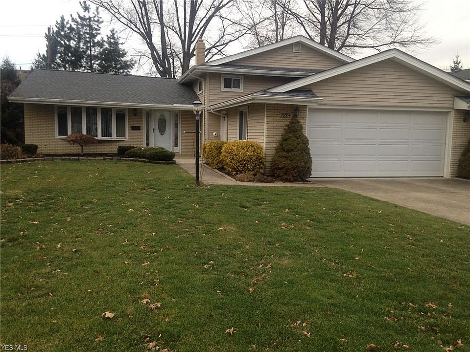 1st image of 26914 Chapel Hill Dr
