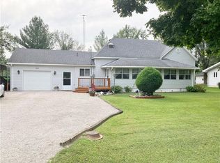 407 N Meridian St, Toledo, IL 62468