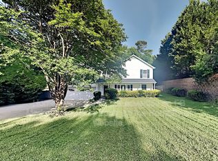 4685 Surrey Rd, Roswell, GA 30075