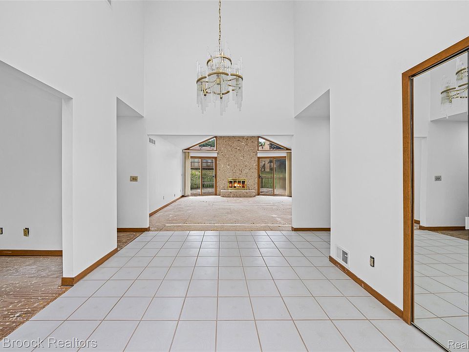 4418 Pinehurst Dr, photo 6