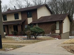 6640 Mignon Dr, Florissant, MO