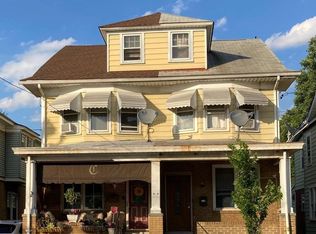 828 Chambers St, Trenton, NJ 08611