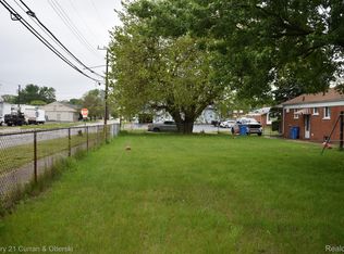 5910 N Waverly St, Dearborn Heights, MI 48127