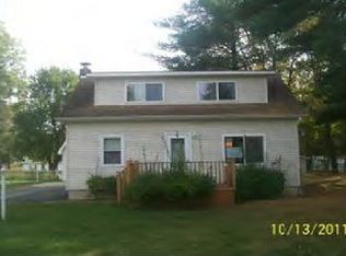 1290 Garfield Ave, Mount Morris, MI 48458
