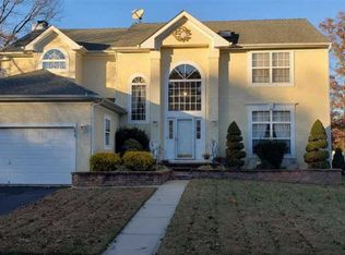 256 Churchill Dr, Egg Harbor Township, NJ 08234