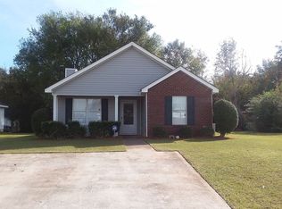 500 Chadwyck Cir, Bonaire, GA