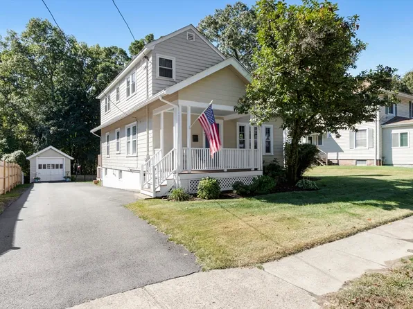 67 Holden St, Attleboro, MA 02703