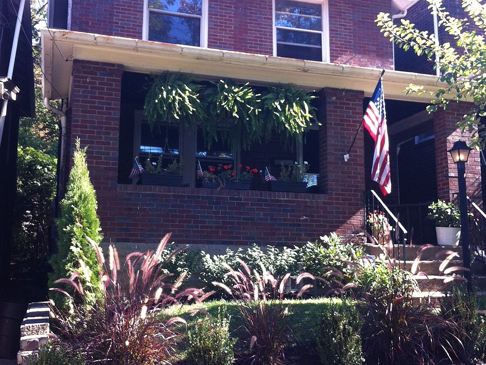 1219 Walnut Street