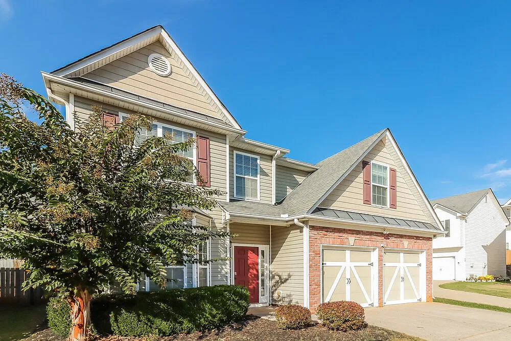 4 bed, 2.5 bath, 2234 sqft, $1,820 — Photo 4