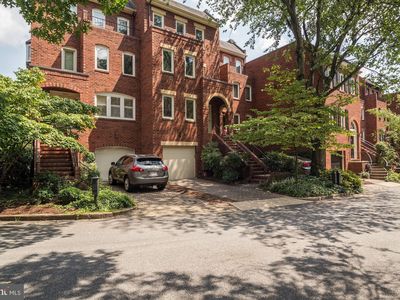 3917 Georgetown Ct NW, Washington, DC, 20007