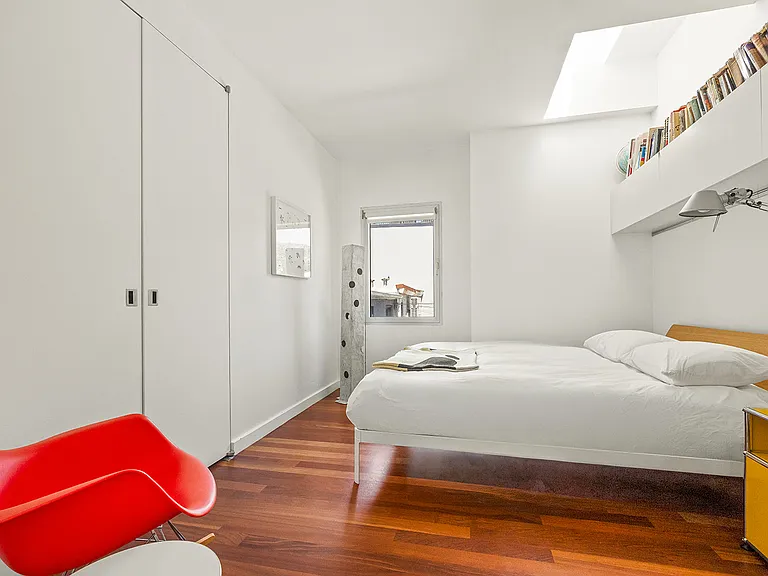 113 2nd St #2 — Photo 9