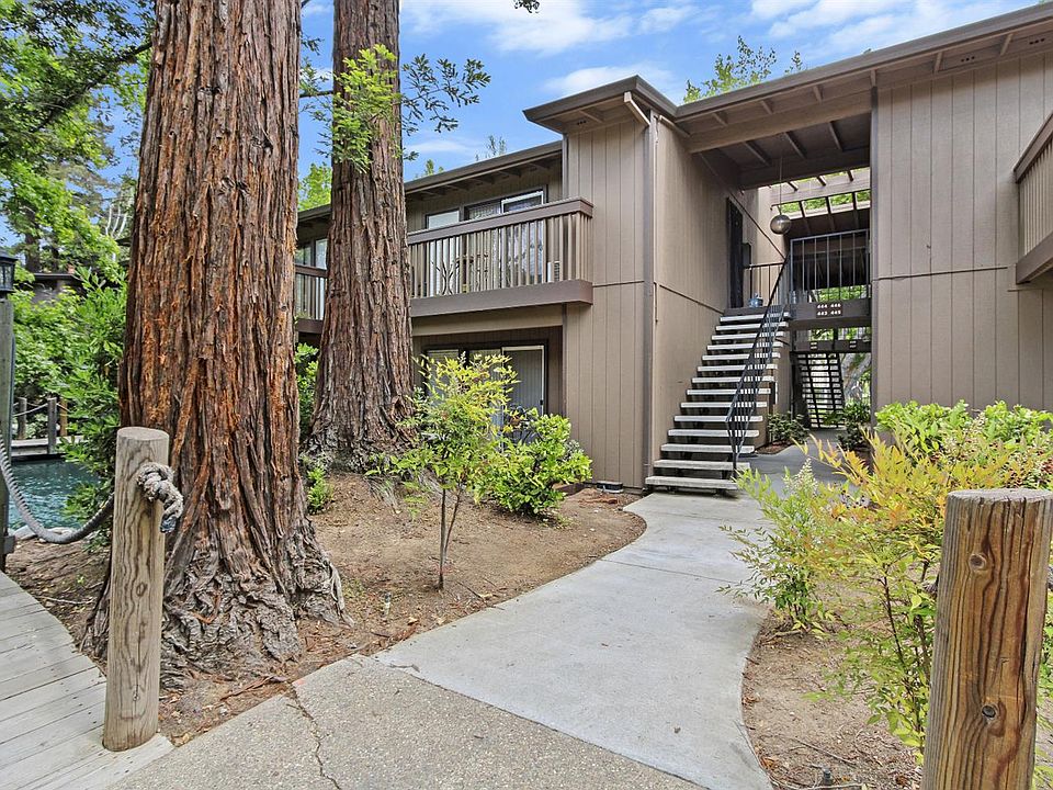 1st image of 925 E Fulton Ave #428