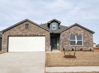 412 Labelle Ln, Tuttle, OK 73089