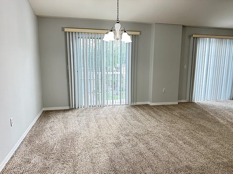 6768 Breezy Palm Dr — Photo 7