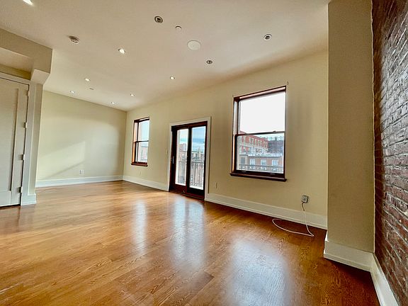 3rd image of 82 Woodhull St #4