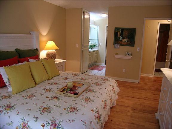3rd image of 20410 Leapwood Ave APT 2A