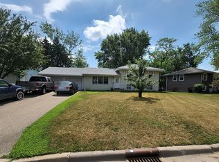 8301 Quinn Rd, Bloomington, MN 55437