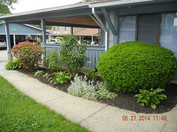 3rd image of 32 Birchwood Ct #32