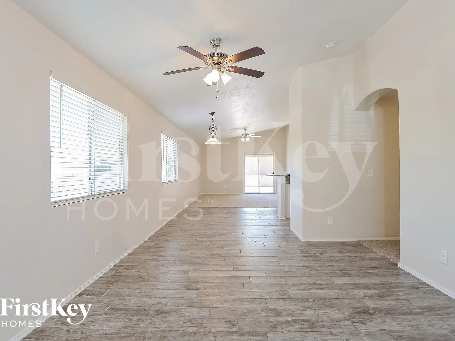 4 bed, 2.0 bath, 1650 sqft, $2,320 — Photo 4