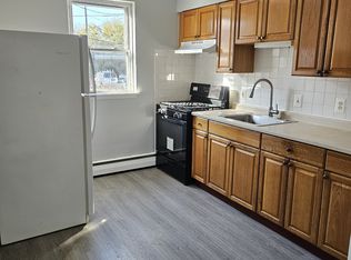 7621 Cottage St #1, Philadelphia, PA 19136