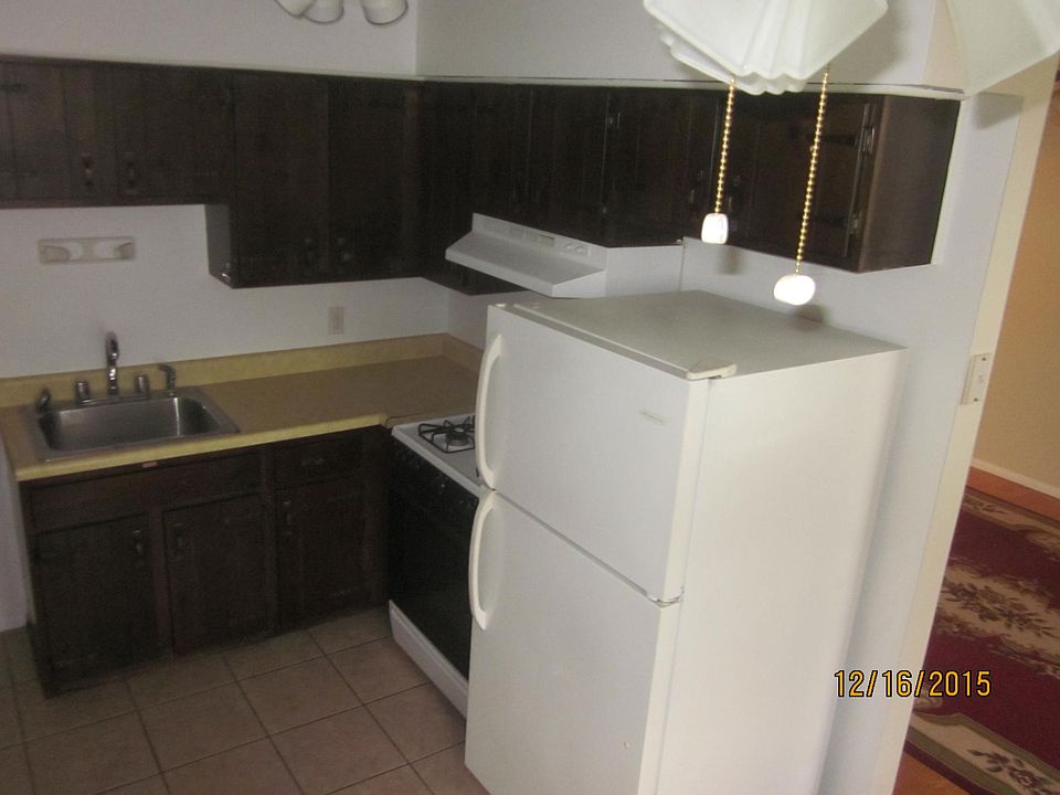 2nd image of 109 Wayne St Floor 2
