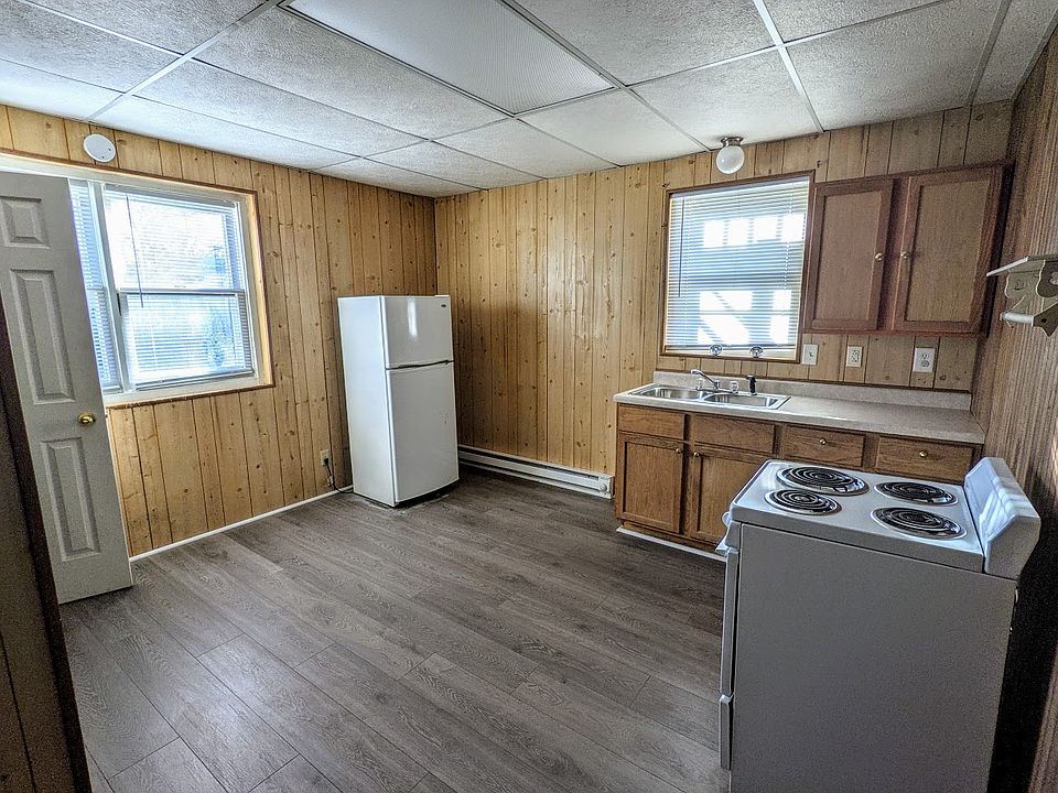 2nd image of 1430 S 25th St APT C