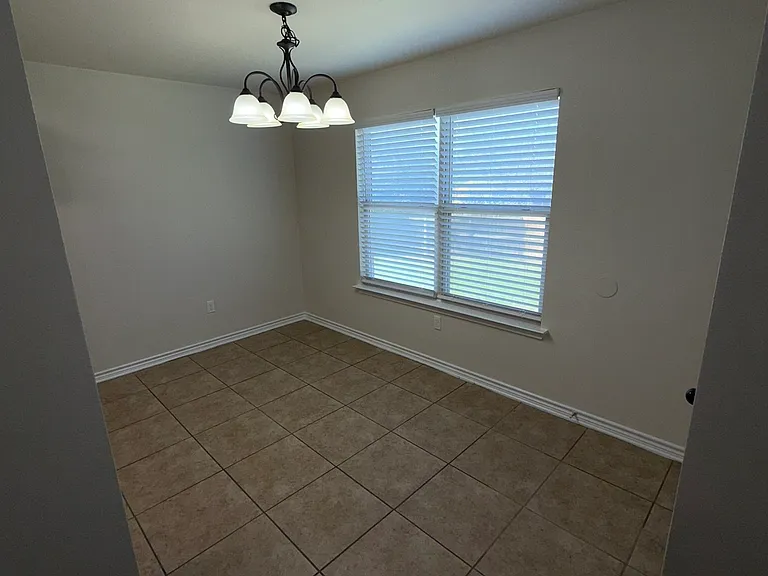1022 Canyon Rdg — Photo 4