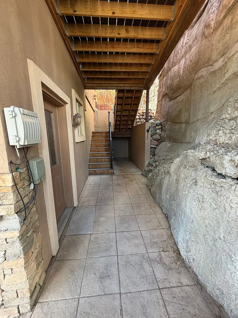 In Town Durango Retreat: Furnished 3 Bed/3 Bath with Mountain Trail Access, Flexible Lease Options — Photo 2