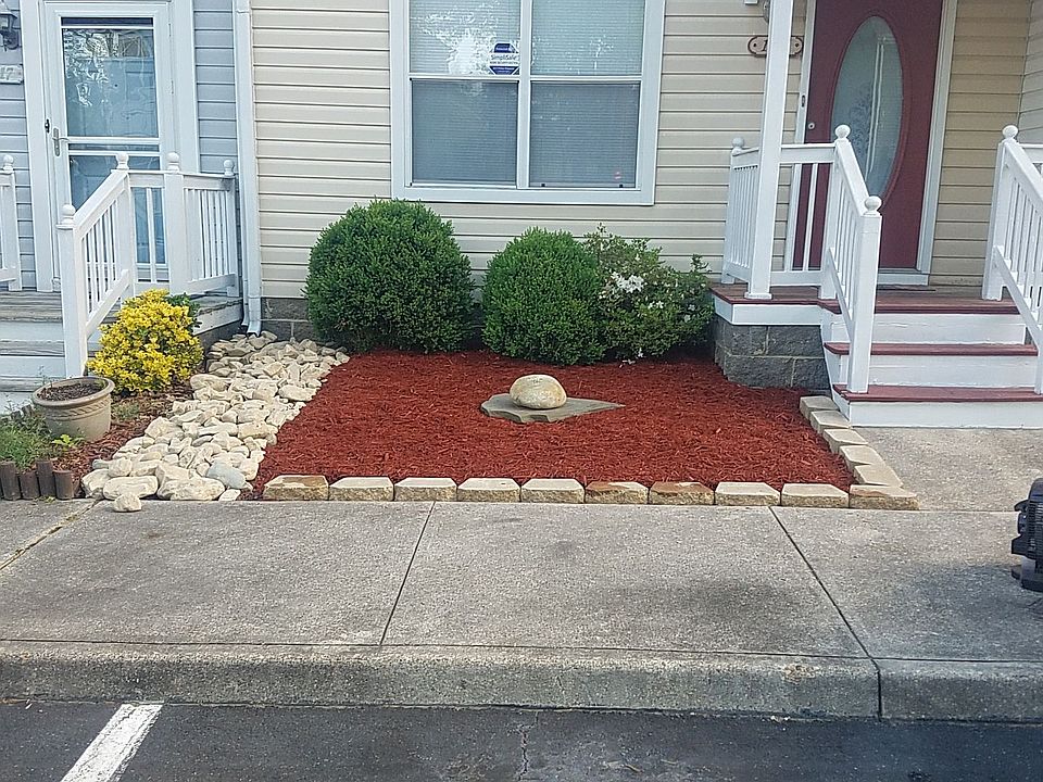 1st image of 1115 Palmerton Dr