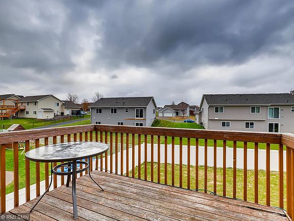 4th image of 332 3rd Ave NE