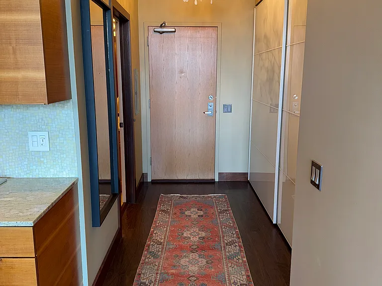 320 E 21st St #411 — Photo 23