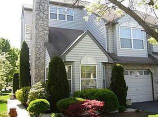 375 Draco Rd, Piscataway, NJ 08854