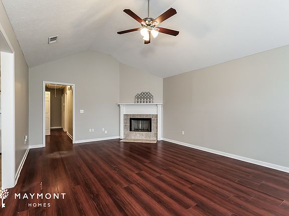 4th image of 1944 Twin Pine Dr