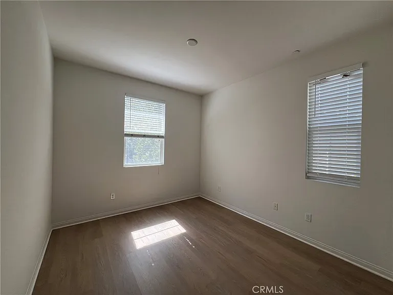905 N Purple Sage Dr #F — Photo 10
