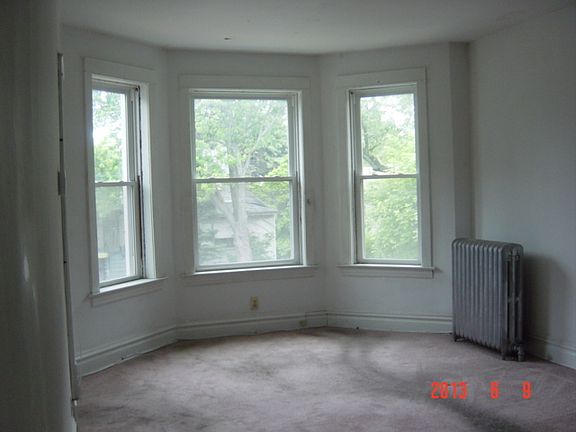2nd image of 8724 S Saginaw Ave