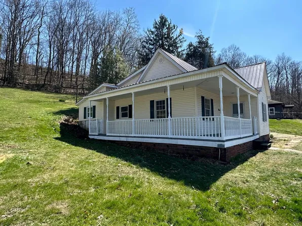 9 Atkins St, Glouster, OH 45732