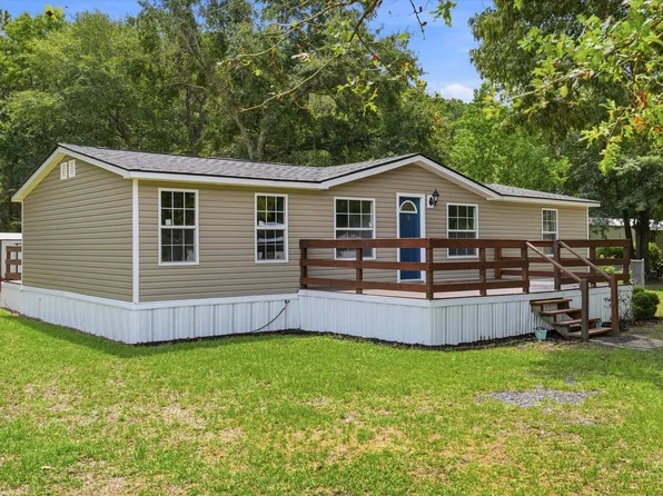 522 Pauline Dr, Bonneau, SC 29431