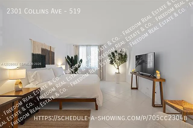 2301 Collins Ave #519 — Photo 12
