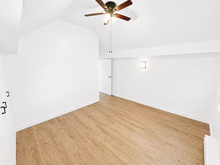 1940 N 900th St W — Photo 11
