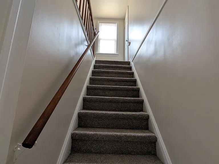 807 Thurman St — Photo 12