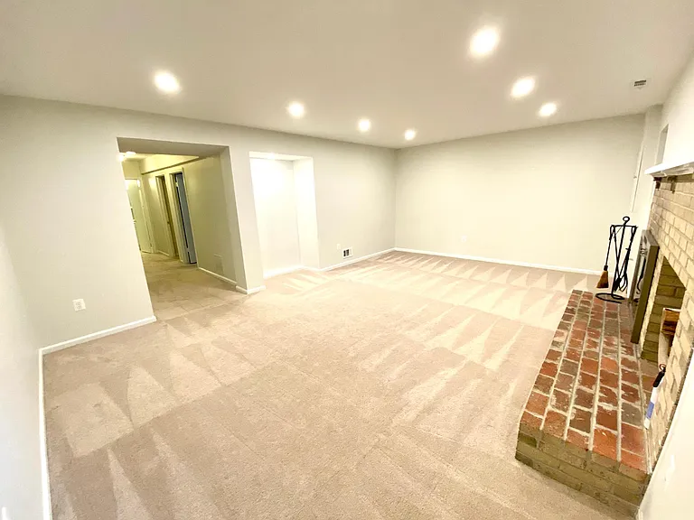 6573 Flagmaker Ct — Photo 16