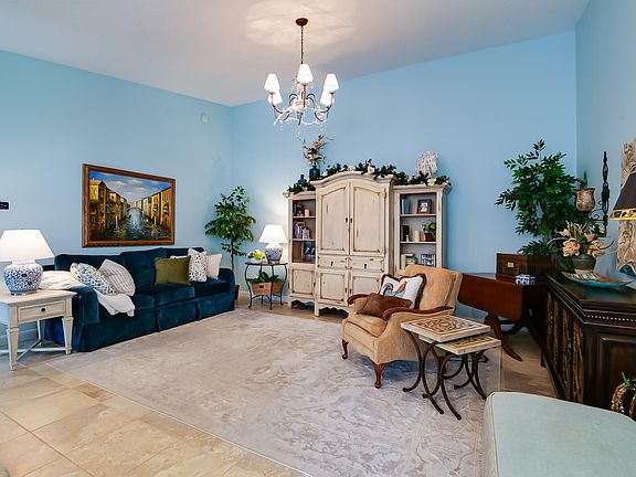 5th image of 10509 SW Stratton Drive