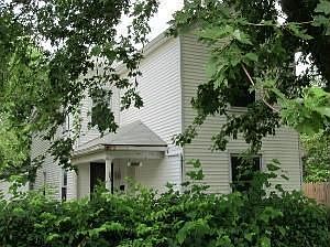1st image of 3321 E 5th St