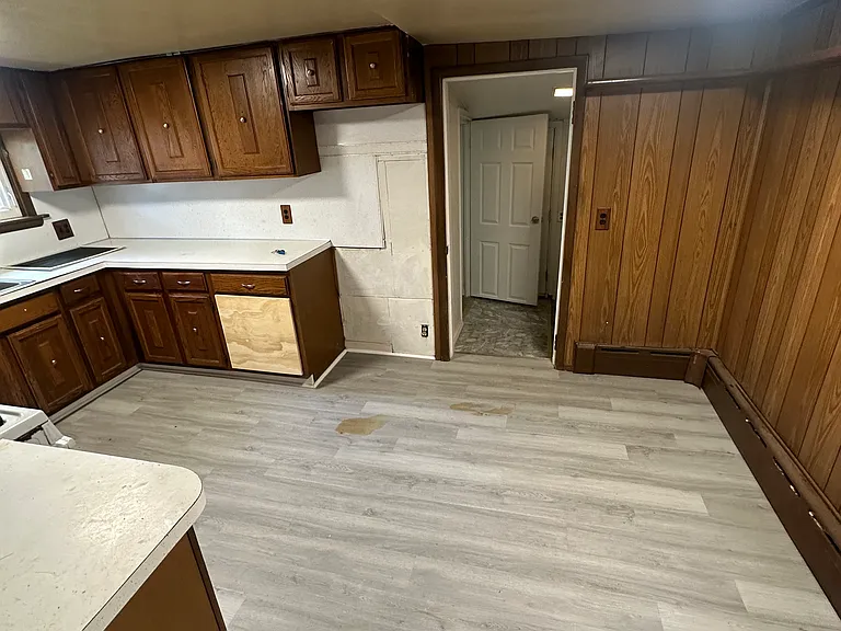 330 Cedar St — Photo 5